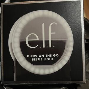 ELF Glow On The Go Selfie Light - Black and White
